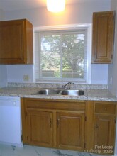 4024 Rosehaven Dr in Charlotte, NC - Building Photo - Building Photo