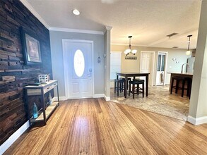 14622 Pinecrest Dr in Largo, FL - Building Photo - Building Photo