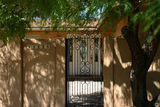 12228 N 64th St in Scottsdale, AZ - Building Photo - Building Photo
