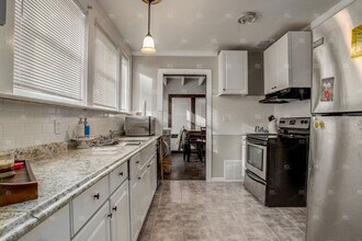 2233 E 69th St in Kansas City, MO - Building Photo - Building Photo