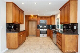 6 Carlina in Irvine, CA - Building Photo - Building Photo