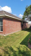 7211 Foxwalk Ln in Humble, TX - Building Photo - Building Photo
