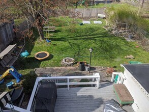 312 Wood St, Unit 1 Lower in Ithaca, NY - Foto de edificio - Building Photo