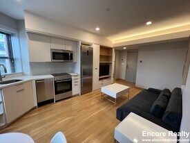 115 Mt Auburn St in Cambridge, MA - Building Photo