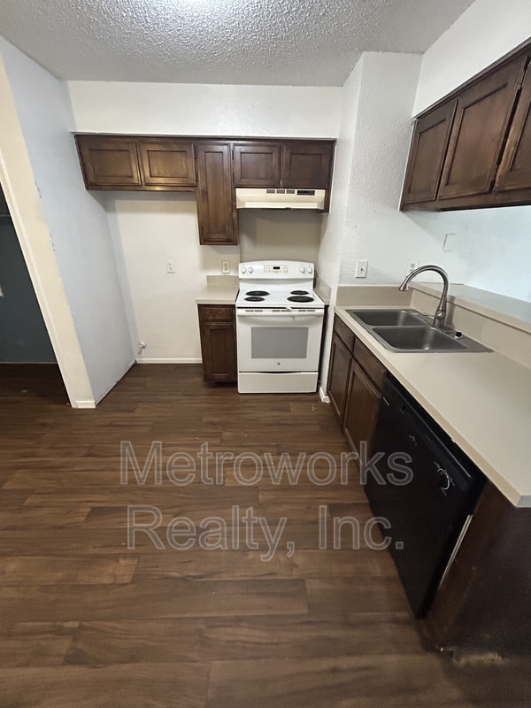 property at 103 Pine Meadow Dr