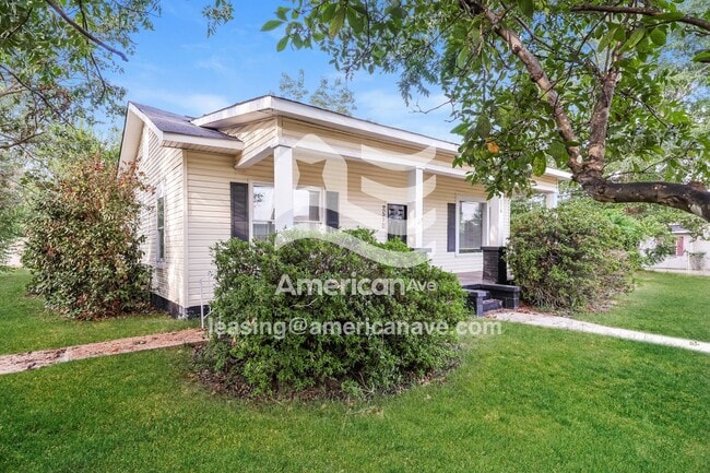 2510 4th St E in Tuscaloosa, AL - Foto de edificio - Building Photo