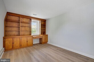 3008 S Abingdon St in Arlington, VA - Building Photo - Building Photo