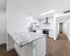 530 S Federal Hwy in Fort Lauderdale, FL - Building Photo - Building Photo