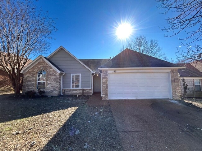 6811 Skylar Mill Ave