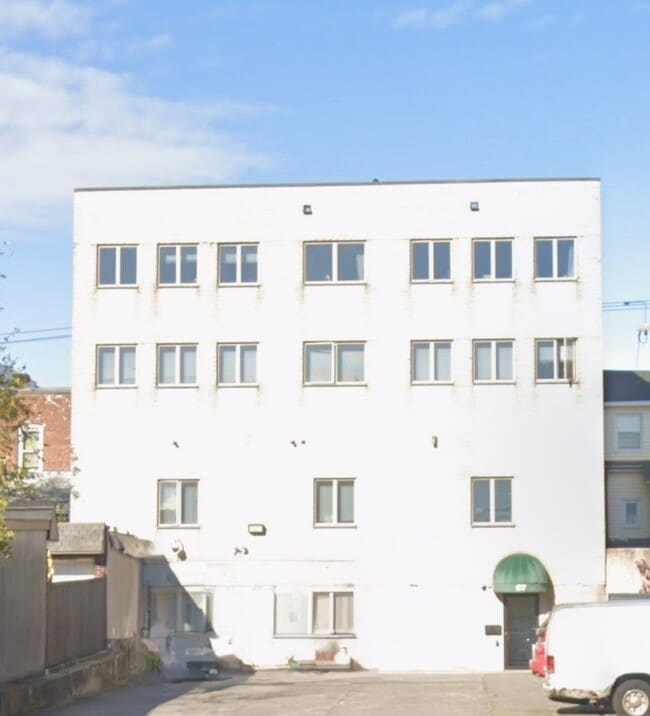 62 Anderson Ave, Unit 1