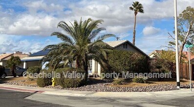 68350 Los Gatos Rd in Cathedral City, CA - Building Photo - Building Photo