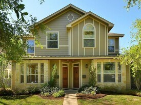 1821 W 37th St in Austin, TX - Building Photo