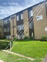 1028 Fuller Rd in Ann Arbor, MI - Building Photo