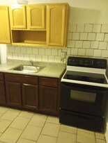 31xx W Euclid Ave in Philadelphia, PA - Building Photo