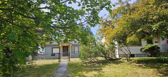 property at 3617 W Heroy Ave