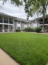 725 N Stackman Dr in Wichita, KS - Building Photo - Building Photo