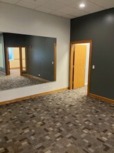 775 N Bank Ln in Lake Forest, IL - Building Photo - Building Photo