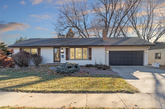 2400 S Sherman Ave