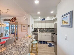 531 N Ocean Blvd, Unit 1203 in Pompano Beach, FL - Foto de edificio - Building Photo