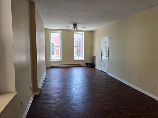 218 N 6th St in Allentown, PA - Building Photo - Building Photo