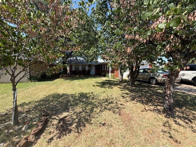 1101 NW 103rd St in Oklahoma City, OK - Building Photo - Building Photo
