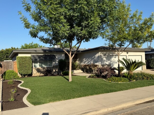 property at 1416 S Church Ave