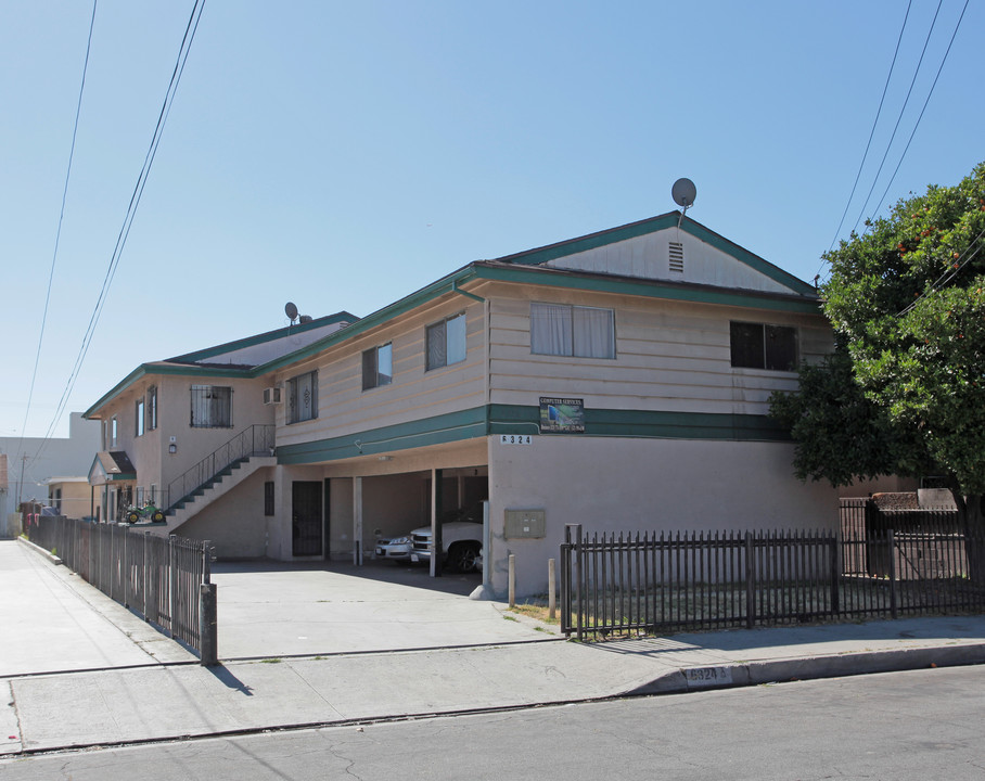 6324 Gifford Ave in Bell, CA - Building Photo