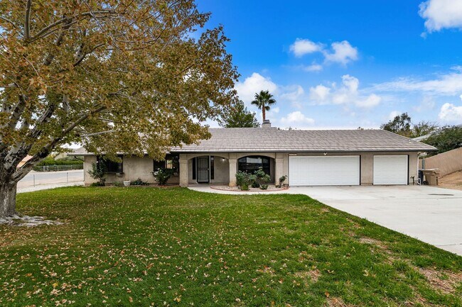 17805 Walnut St in Hesperia, CA - Building Photo - Building Photo