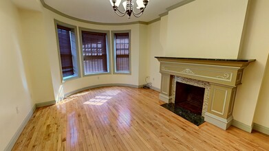 531 Newbury St, Unit 1 in Boston, MA - Building Photo - Building Photo