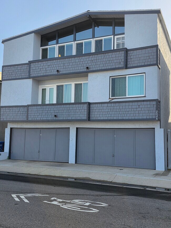2020 Hermosa Ave, Unit 2