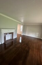 16611 Eldamere Ave in Cleveland, OH - Building Photo - Building Photo