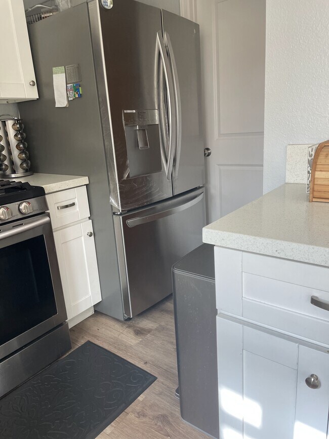 8393 Summerdale Rd in San Diego, CA - Building Photo - Building Photo