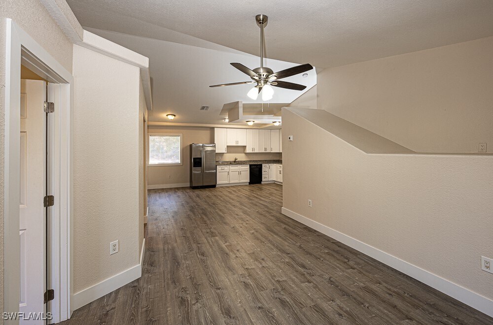 1801 Riverside Ave in North Fort Myers, FL - Building Photo