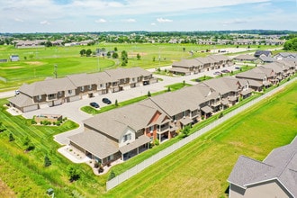 Meadowbreeze Crossing in Appleton, WI - Building Photo - Building Photo