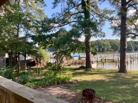 18342 Clarke Rd in Tall Timbers, MD - Building Photo