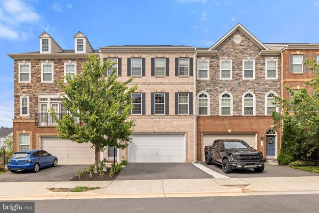property at 1774 Moultrie Terrace NE