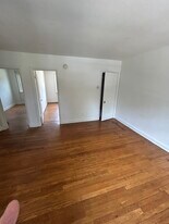 24 Enjay Ave, Unit 24 Enjay ave downstairs apt in Catonsville, MD - Building Photo