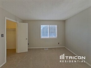 2875 Wyatt St in Colorado Springs, CO - Foto de edificio - Building Photo