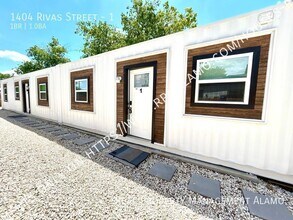 1404 Rivas St-Unit -1 in San Antonio, TX - Building Photo - Building Photo