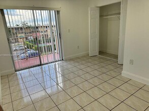 7510 SW 152nd Ave in Miami, FL - Building Photo - Building Photo