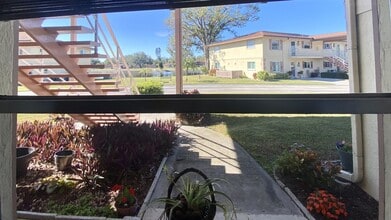 4433 Narraganset Trail in Sarasota, FL - Building Photo - Building Photo