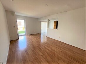 173 Emil Ct in Bartlett, IL - Building Photo - Building Photo
