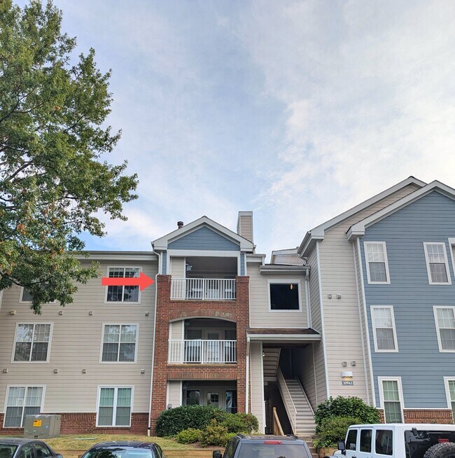 20963 Timber Ridge Ter, Unit 301 in Ashburn, VA - Foto de edificio - Building Photo
