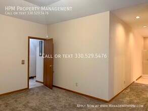 2014 E Main St in Louisville, OH - Building Photo - Building Photo