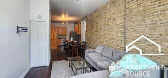 1224 N Cleaver St, Unit 1F in Chicago, IL - Building Photo