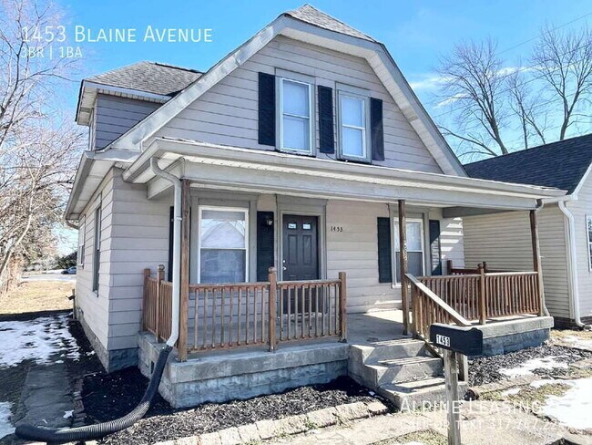 property at 1453 Blaine Ave