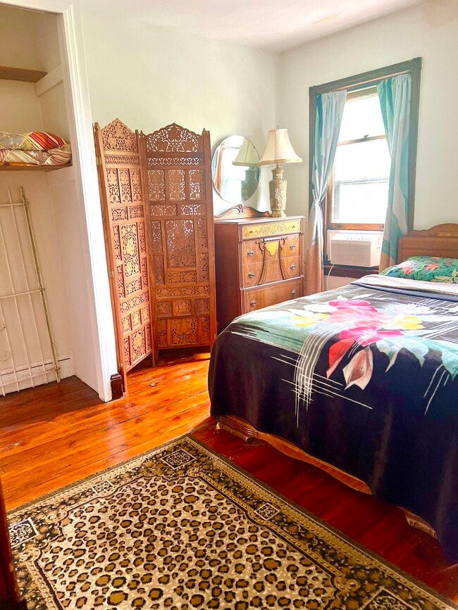 property at 817 E Girard Ave