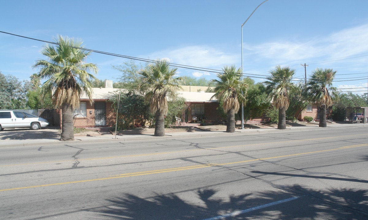 804 E 10th St in Tucson, AZ - Building Photo