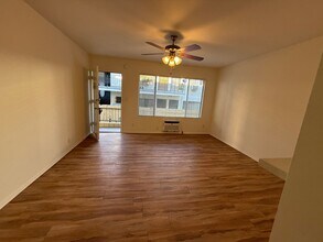 4855 Lexington Ave in Los Angeles, CA - Building Photo - Building Photo