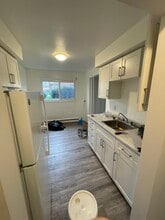 8 Julia Dr in Guelph, ON - Building Photo - Building Photo